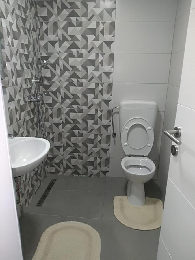 Апартаменти Apartman-Stan Na Dan -Stolac Екстер'єр фото